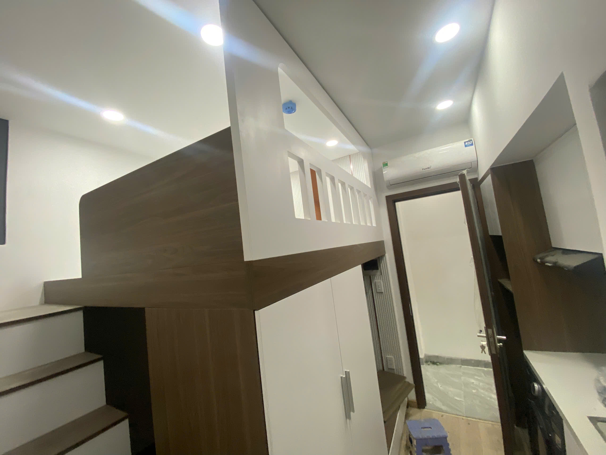 z740382711729093272c01fa371ba0cb2a8e4b895ebf87